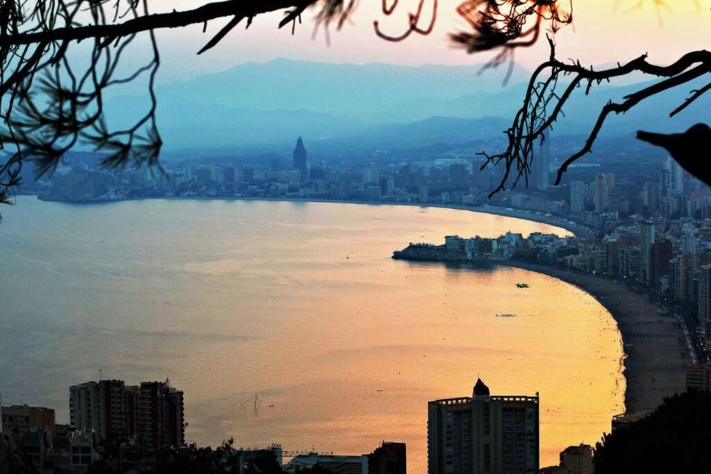 Exclusivo Apartamento Benidorm Playa De Levante エクステリア 写真