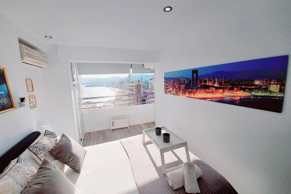 Exclusivo Apartamento Benidorm Playa De Levanteアパートメント エクステリア 写真